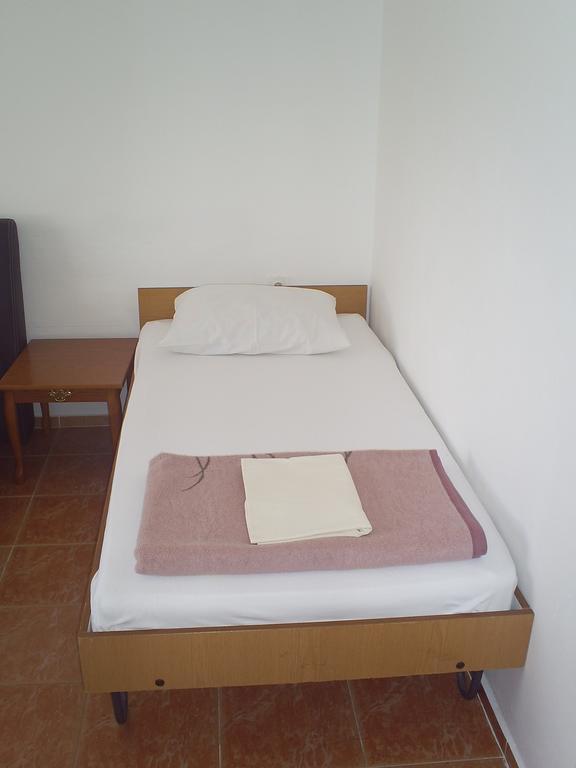 Apartmani Dado อุลซิน ภายนอก รูปภาพ