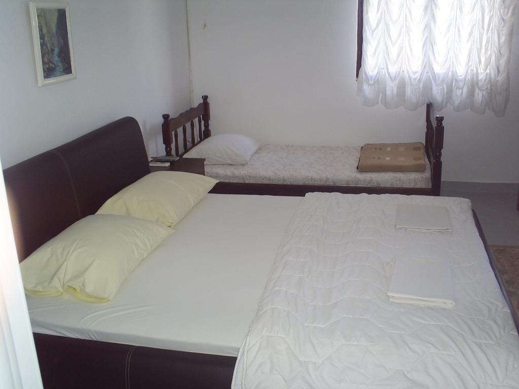 Apartmani Dado อุลซิน ภายนอก รูปภาพ