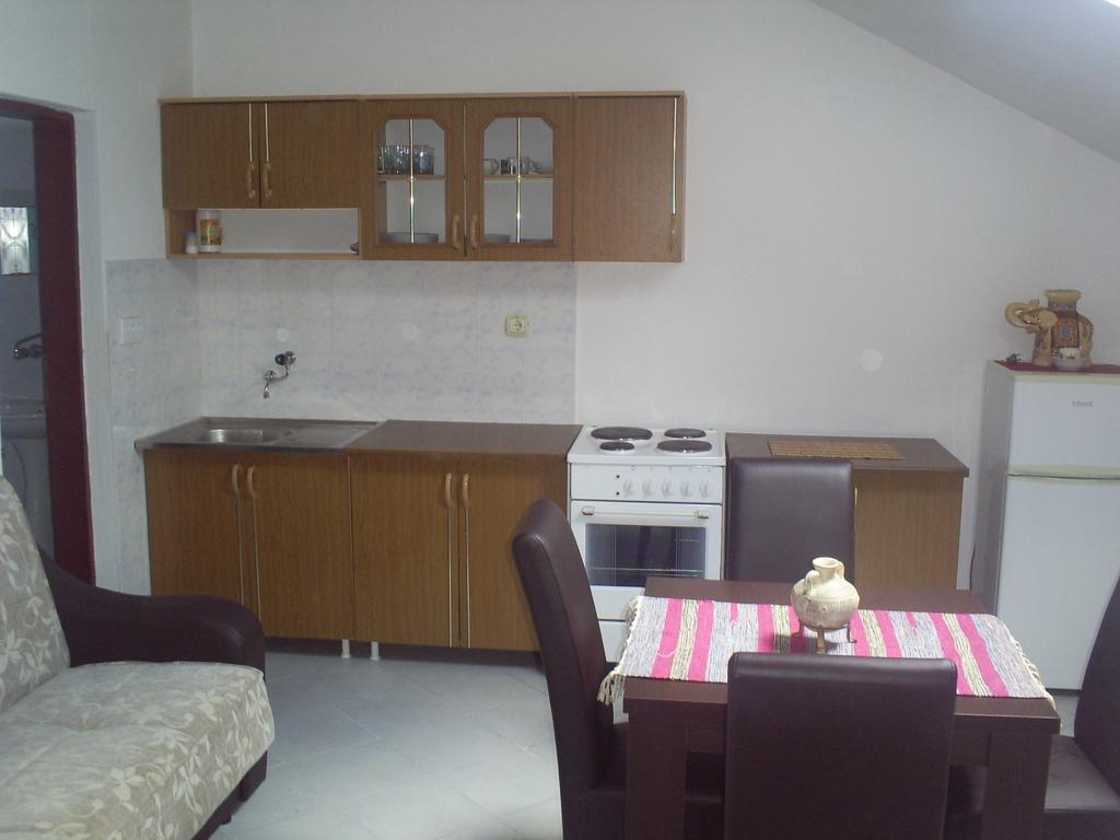 Apartmani Dado อุลซิน ภายนอก รูปภาพ