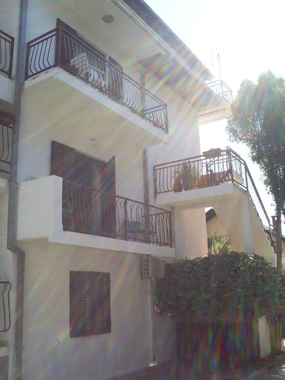 Apartmani Dado อุลซิน ภายนอก รูปภาพ